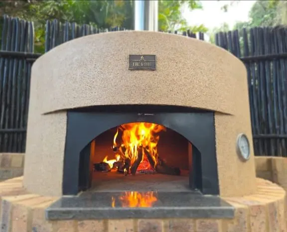 Neapolitan Premium Oven, photo 1 of 28